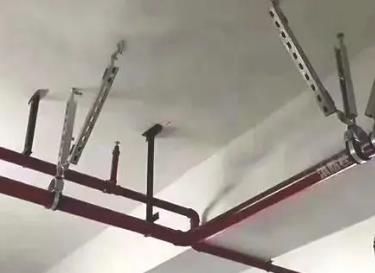 港闸成品支架加固时的注意点